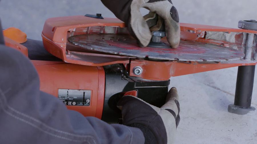DCH 300X Electric Wall Saw Hilti Philippines