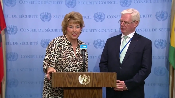 Geraldine Byrne Nason (Ireland) &amp; Eamon Gilmore (EU Special Representative for Human Rights  &amp; Special Envoy for the Peace Process in Colombia) on the Transitional Justice in Colombia - Media Stakeout.