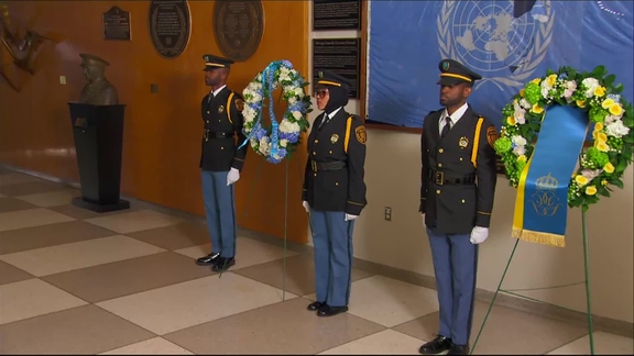Wreath-laying ceremony in memory of Dag Hammarskjöld