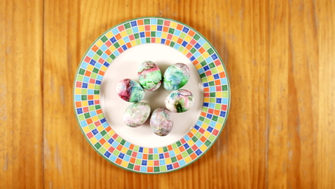 Thumbnail for entry Family Activity - Marbleized Eggs