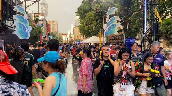 Myanmar refugees join Lunar New Year celebrations in Thailand