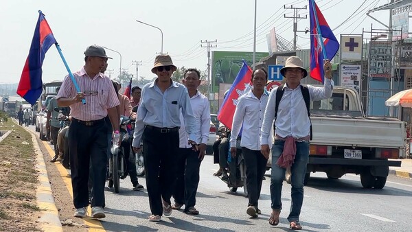 អ្នកធ្វើធម្មយាត្រាលើកកម្ពស់សីលធម៌សង្គម រិះគន់អាជ្ញាធរដែលតាមរំលោភសិទ្ធិពួកគាត់