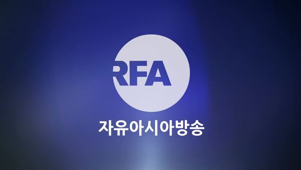 문 대통령-펜스 미 부통령 환담