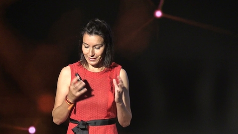 Thumbnail for El deporte no lo es todo, pero con el tiempo lo explica todo | Vanessa Veiga | TEDxUCLMToledo