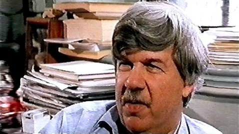 Thumbnail for entry Stephen Jay Gould on Intelligence Tests (IQ), the Nature - Nurture Controversy 1995