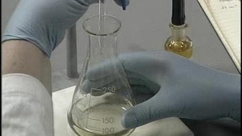 Thumbnail for entry Performing a titration