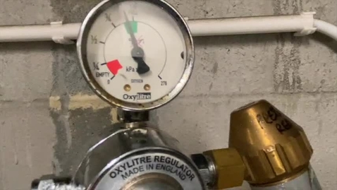 Thumbnail for entry Oxygen cylinder types, supply and changing a cylinder