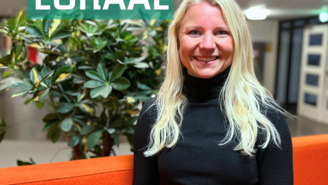Thumbnail for #12 Rosanne Eeftink