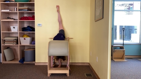 Thumbnail for Splits on the wall