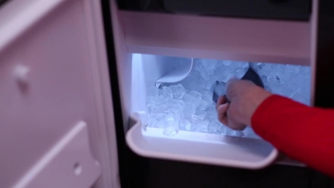 Thumbnail for How Clear Ice Is Made Appliance Science - KitchenAid Icemakers