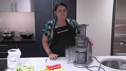 Thumbnail for Maximum Extraction Juicer- Juicing