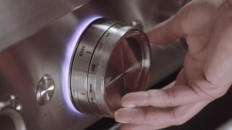 Thumbnail for entry Responsive Back Lighting on the Dual Concentric Knob - KitchenAid® Commercial-Style Ranges