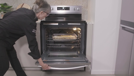 Professional Chef uses Air Fry to cook French Fries