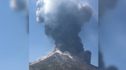 Gewaltige Explosion So Haben Augenzeugen Den Erneuten Stromboli Ausbruch Festgehalten Vermischtes Panorama rgauer Zeitung