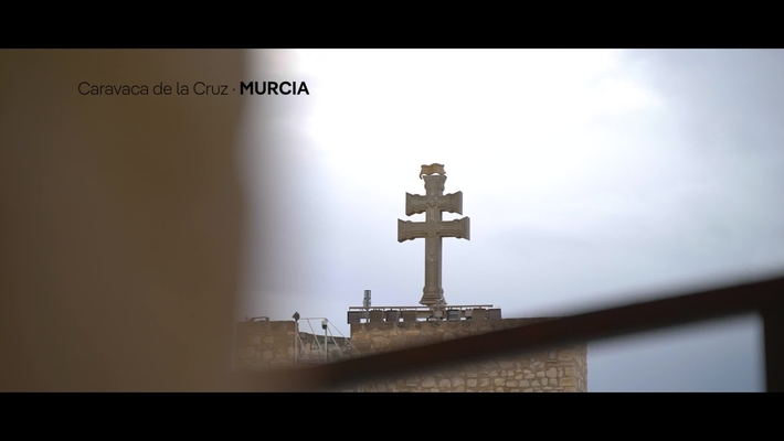 La Basílica de la Vera Cruz se viste de luz: Caravaca redescubre su símbolo más universal