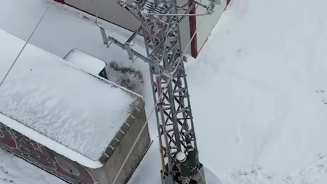 Miniatura para No hay borrasca que se le resista a nuestros compañeros de i-DE