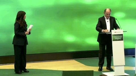 Thumbnail for Ignacio Galán: “Somos una empresa de éxito. No tenemos que ser tímidos a la hora de decirlo”