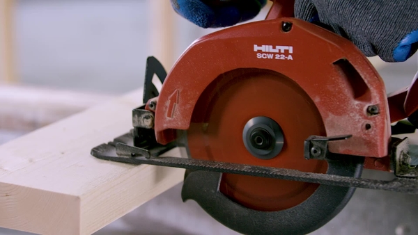 Product video of Hilti's circular saw SCW 22-A