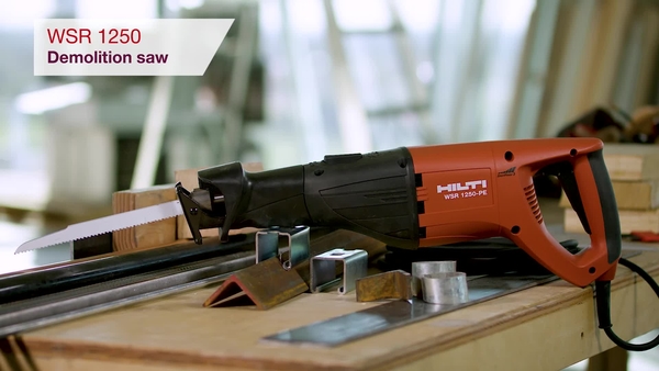 Product video of Hilti's heavy-duty demolition saw WSR 1250-PE