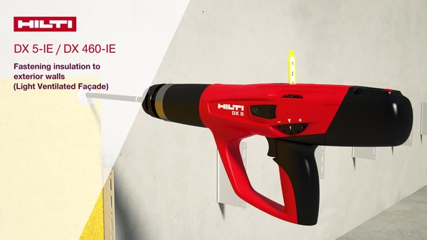 Vídeo de instrucciones: explicación de cómo usar la herramienta DX 5-IE/DX 460-IE de Hilti para fijar paneles de aislamiento en paredes exteriores (fachadas ventiladas ligeras) con el elemento de fijación X-IE 6 de Hilti.