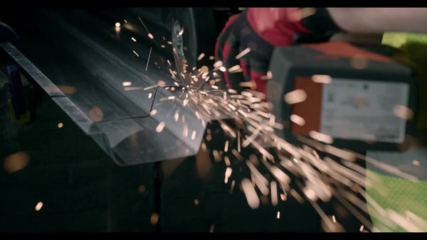 AG 500 - Εργαλείο ξεχονδρίσματος μπαταρίας Hilti.