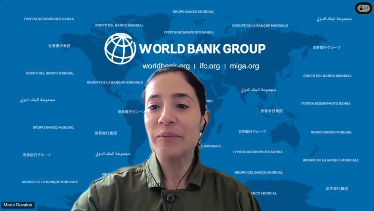 Labor Market Consequences of Pre-School Construction in Peru