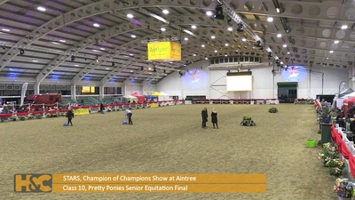 Class 10. Senior Equitation Final Horse or pony any height  part 1