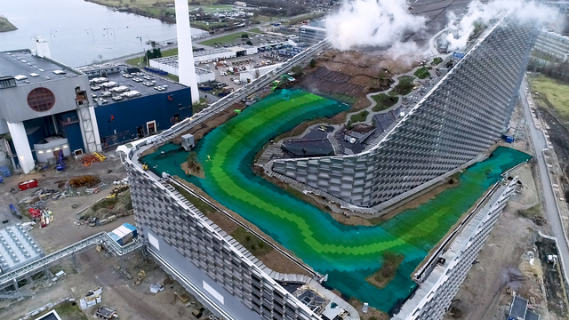 Kopenhagen Bekommt Eine Skipiste Auf Einer Mullverbrennungsanlage