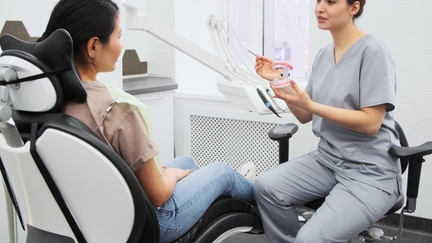 Dentist un Lorem Ipsum is simply dummy text of the printing 