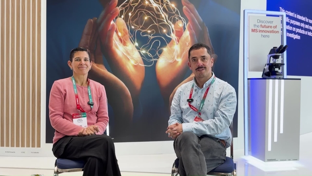 AR_NoPromo_Neuro_ECTRIMS_FernandoyVirginia_Sept2025