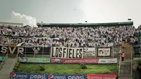 Miniatura para Estadio Cementos Progreso - Clásico- Comunicaciones vrs Municipal completo