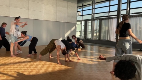 Thumbnail for Improvisation based class - Roos van Gessel DD2 - 5 Times to Move 