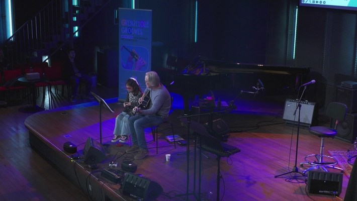 Ipek Firat (Travel Sax) en Ruud van der Wel (My Breath My Music).