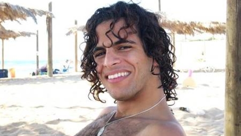 Thumbnail for עידו בים.jpg