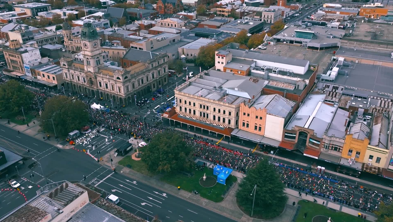Fed Uni Alumni Exercise Physiologist preparing athletes for Ballarat Marathon