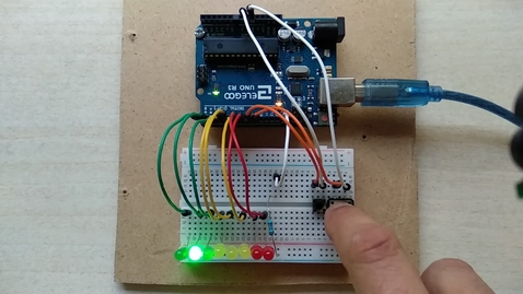 Miniatura para AVR assembly LED game