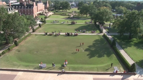 Thumbnail for entry Timelapse:  Putting Up Lawn Signs: Homecoming 2014