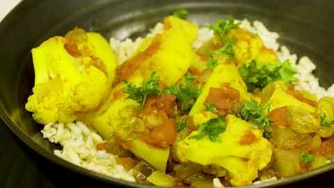 Thumbnail for entry Cauliflower and Potato Curry