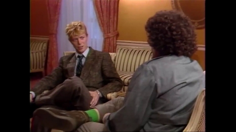 Thumbnail for David Bowie addresses the apparent racism on MTV (1983)