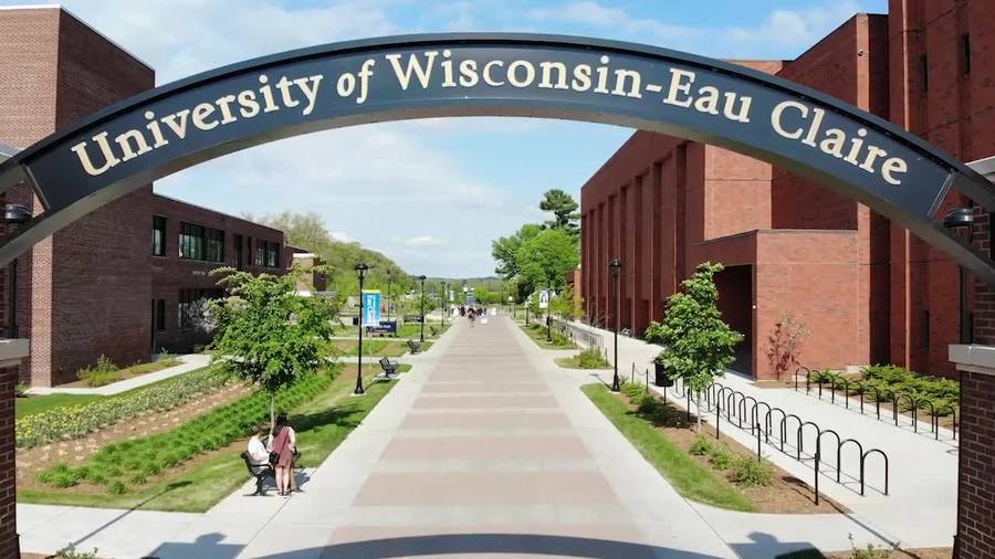 UWEau Claire's College of Business Commencement Spring 2021