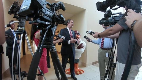 Thumbnail for Virginia Gov. Northam briefed on VTCRI biomedical research
