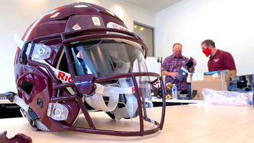 covid-19 football helmet Custom face shields aim to block droplets, tackle COVID-19 for football  players | Virginia Tech News