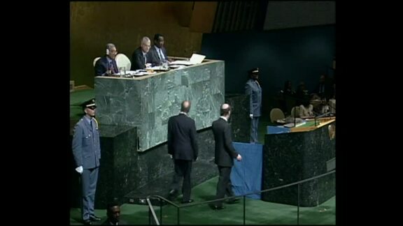 37th Plenary Meeting of General Assembly: 50th Session - Part 2