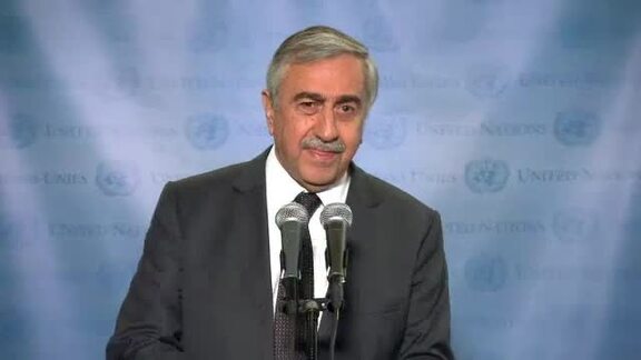 Turkish Cypriot Leader Briefs Press