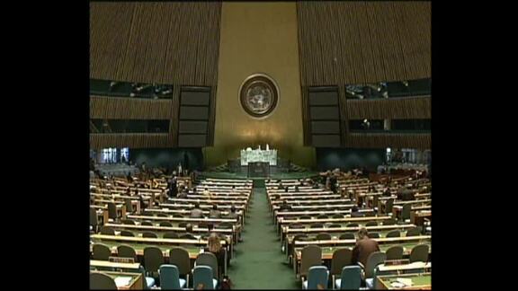 15th Plenary Meeting of General Assembly: 50th Session - Part 1