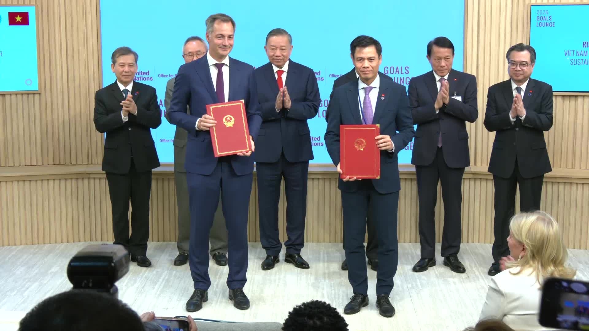 Rising Together: Viet Nam - UN Partnership for Sustainable Development