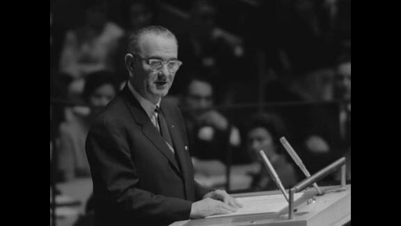1284th Plenary Meeting of General Assembly: 18th Session - Part 1