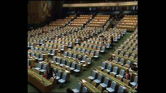 32nd Plenary Meeting of General Assembly: 51st Session - Part 1