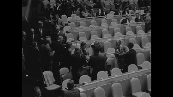 432nd Plenary Meeting of General Assembly: 8th Session - Part 1