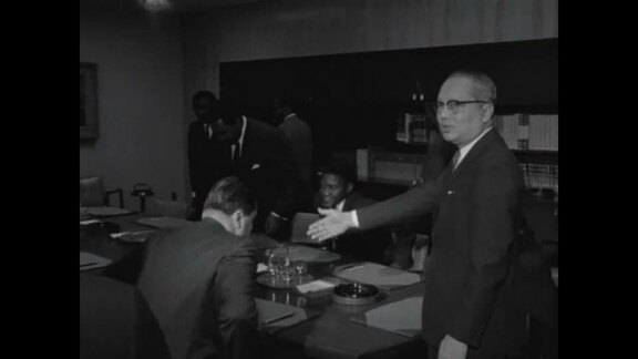 Foreign Minister of Zambia Meets Secretary-General U Thant